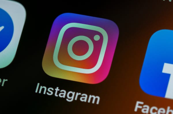 Instagram, kullanıcıların kendi yorumlarını sabitlemesine izin veriyor